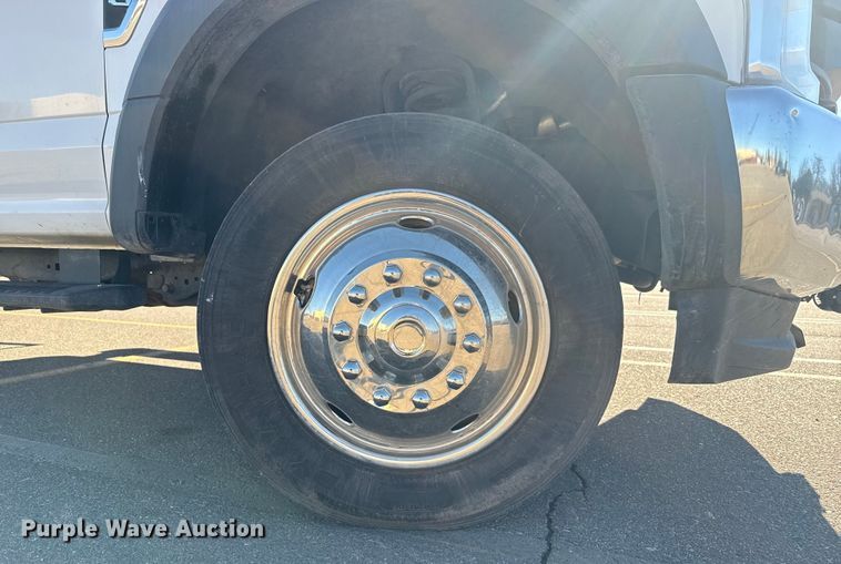 image for item EP2839 2018 Ford F550 Super Duty XL flatbed truck