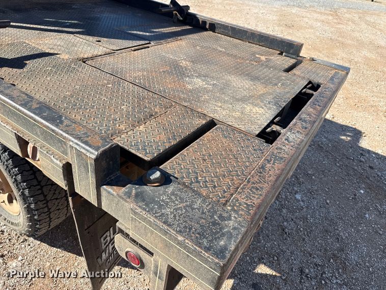 image for item EP2841 2006 Ford F350 Super Duty bale bed pickup truck