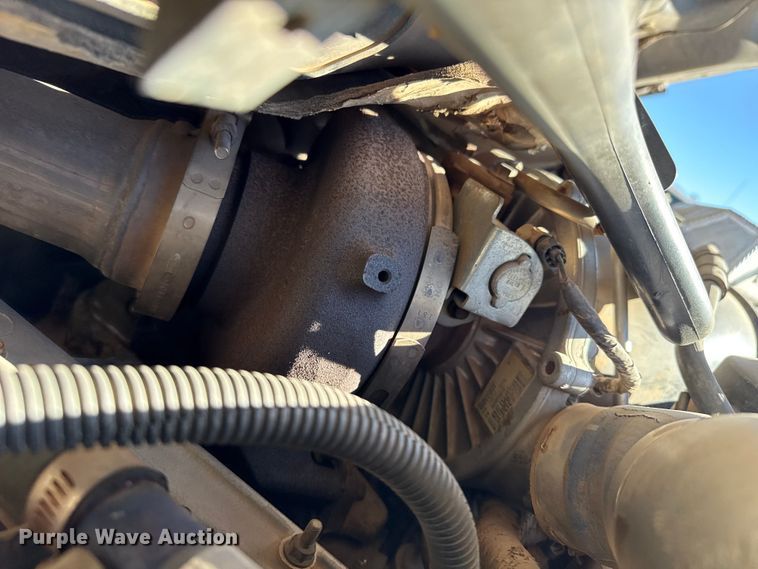 image for item EP2841 2006 Ford F350 Super Duty bale bed pickup truck