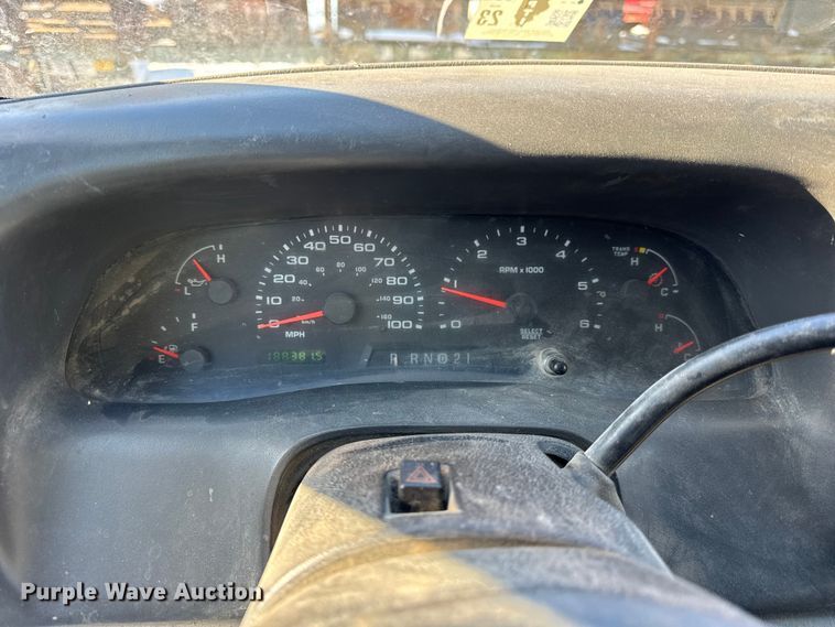 image for item ER0398 2002 Ford F250 Super Duty pickup truck