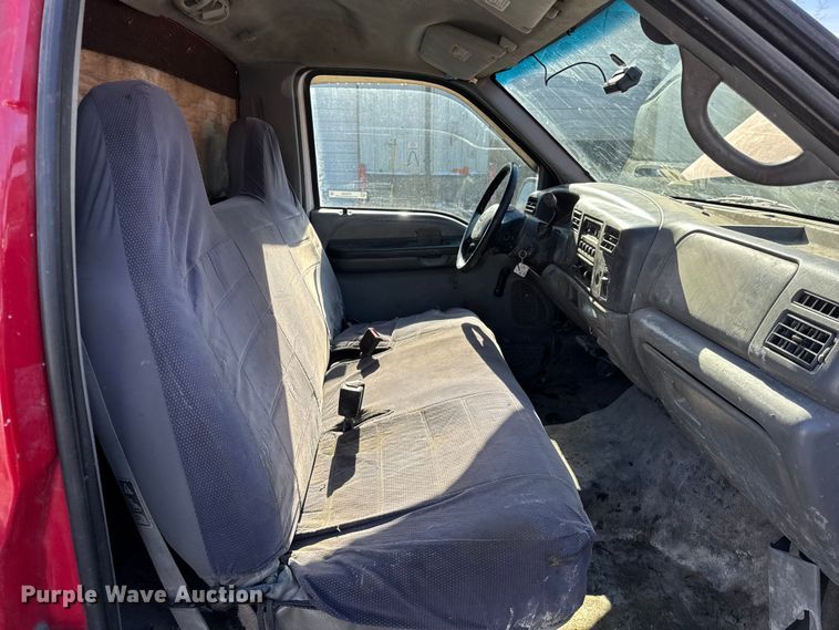 image for item ER0398 2002 Ford F250 Super Duty pickup truck