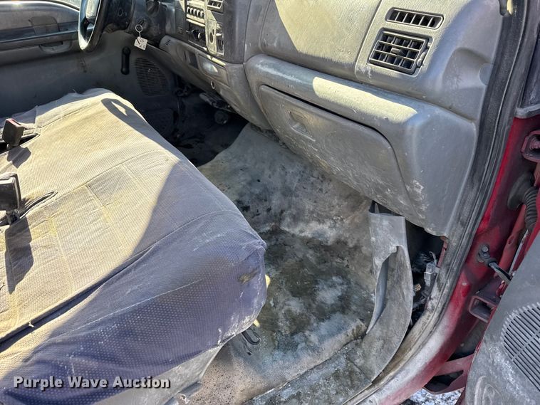 image for item ER0398 2002 Ford F250 Super Duty pickup truck