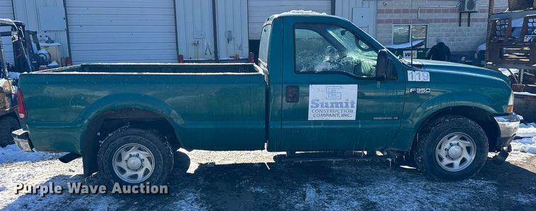 image for item ER0399 2002 Ford F350 Super Duty pickup truck