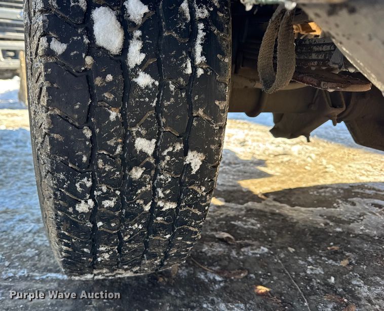 image for item ER0399 2002 Ford F350 Super Duty pickup truck