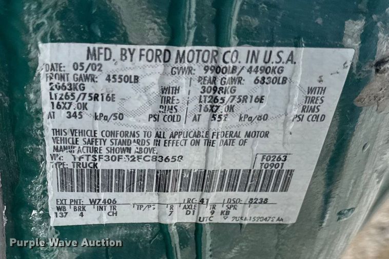 image for item ER0399 2002 Ford F350 Super Duty pickup truck