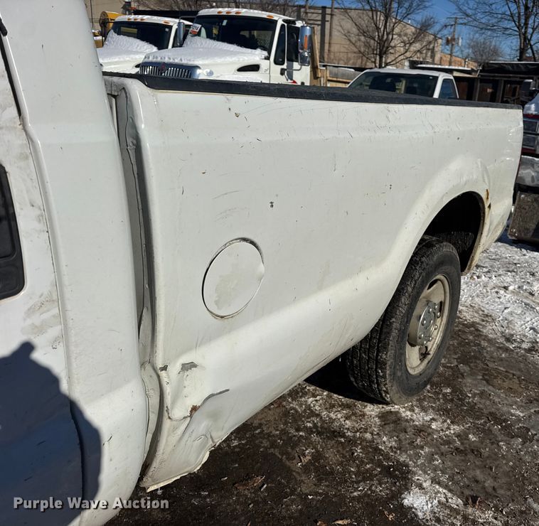 image for item ER0400 2006 Ford F250 Super Duty pickup truck