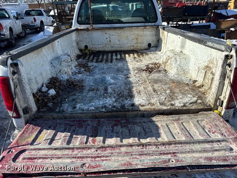 image for item ER0401 1999 Ford F250 Super Duty pickup truck