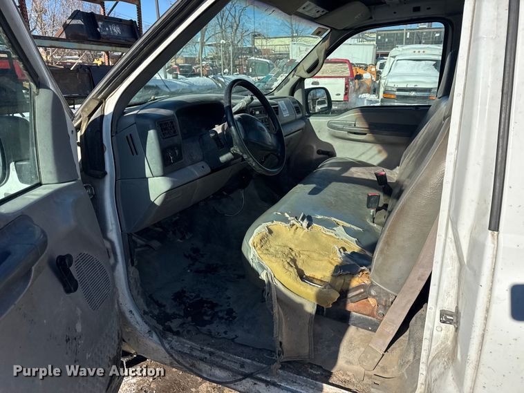 image for item ER0401 1999 Ford F250 Super Duty pickup truck