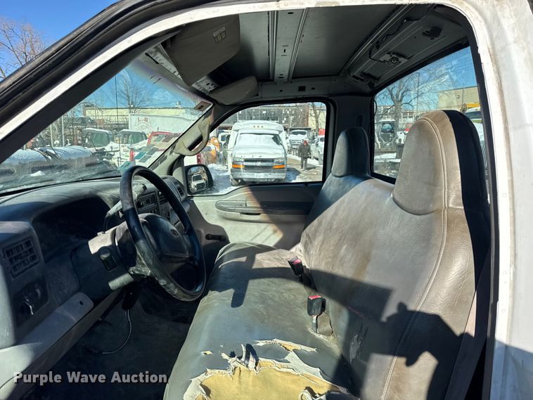 image for item ER0401 1999 Ford F250 Super Duty pickup truck