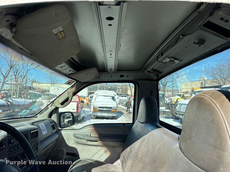 image for item ER0401 1999 Ford F250 Super Duty pickup truck