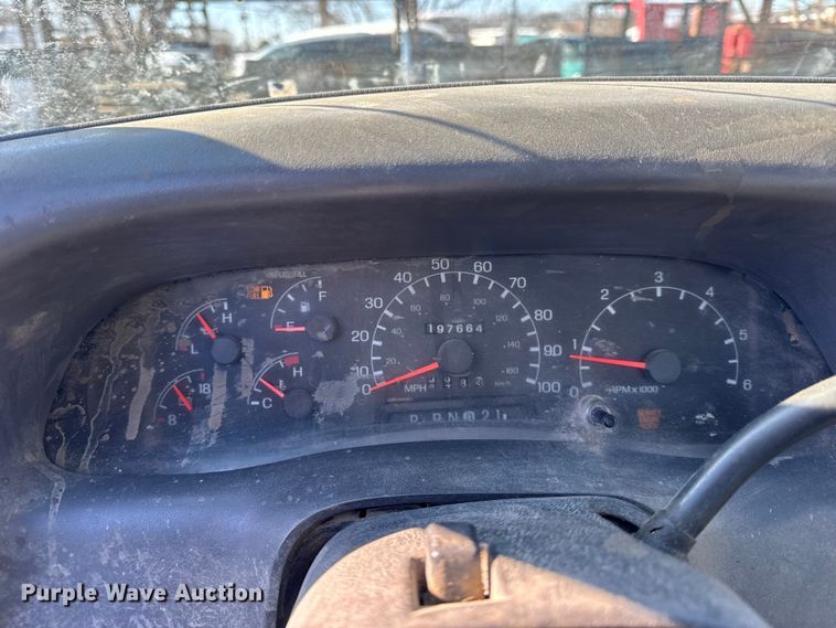 image for item ER0401 1999 Ford F250 Super Duty pickup truck