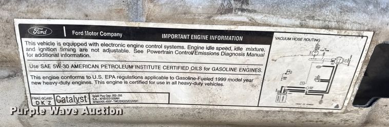 image for item ER0401 1999 Ford F250 Super Duty pickup truck