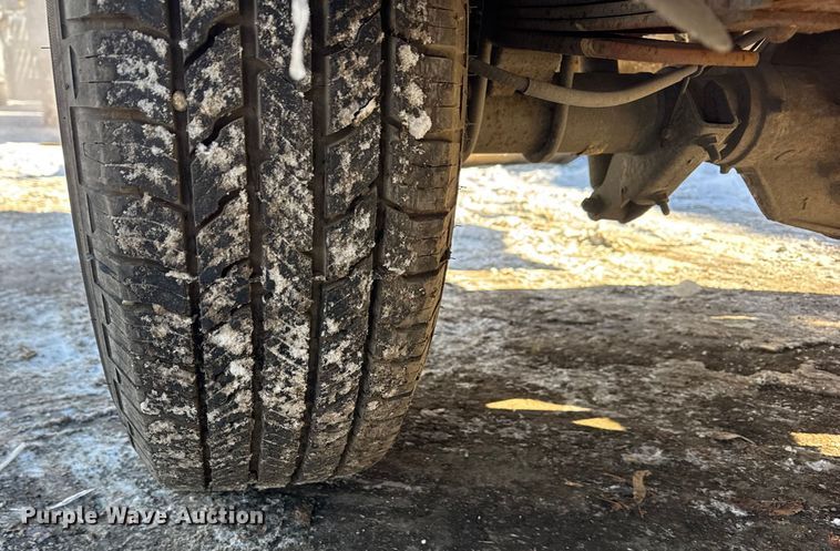 image for item ER0401 1999 Ford F250 Super Duty pickup truck