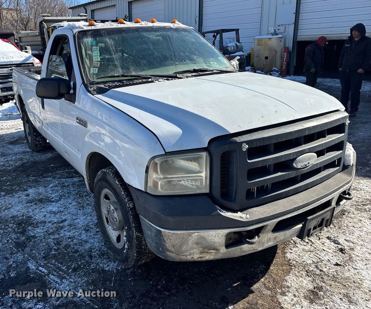 image for item ER0402 2006 Ford F250 Super Duty pickup truck