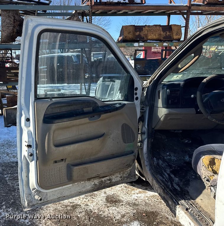 image for item ER0402 2006 Ford F250 Super Duty pickup truck