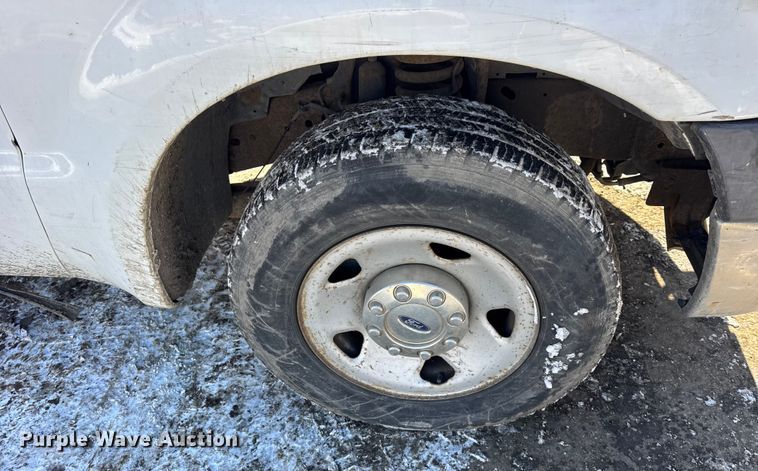 image for item ER0402 2006 Ford F250 Super Duty pickup truck