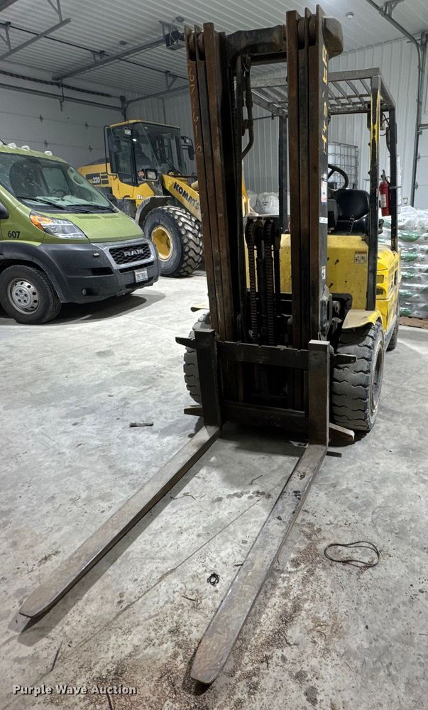 image for item ER0408 1998 Hyster H60XM forklift