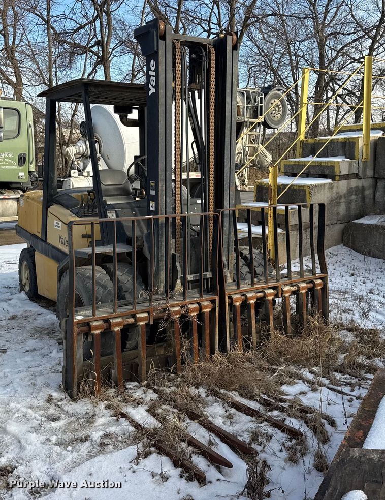 image for item ER0411 Yale GDP110MJNPBV105 forklift