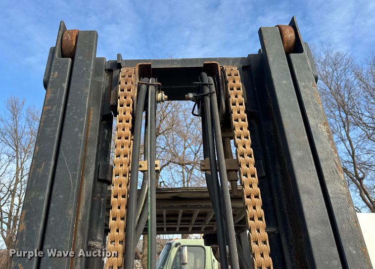 image for item ER0411 Yale GDP110MJNPBV105 forklift