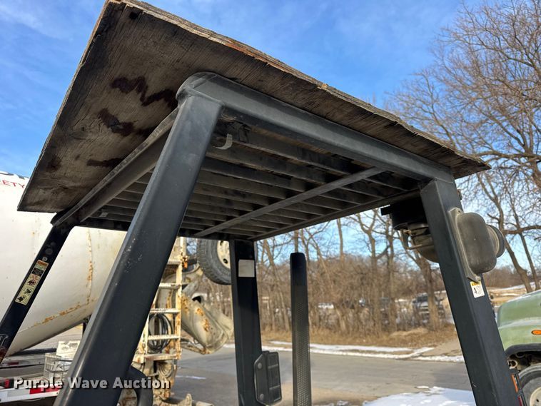 image for item ER0411 Yale GDP110MJNPBV105 forklift