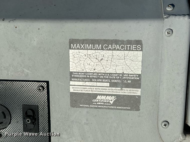 image for item ER4797 2010 Sea Ark 2072 V-Pro boat