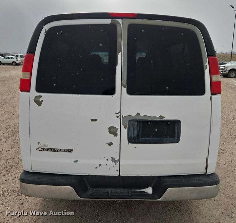 image for item ES2755 2008 Chevrolet Express van