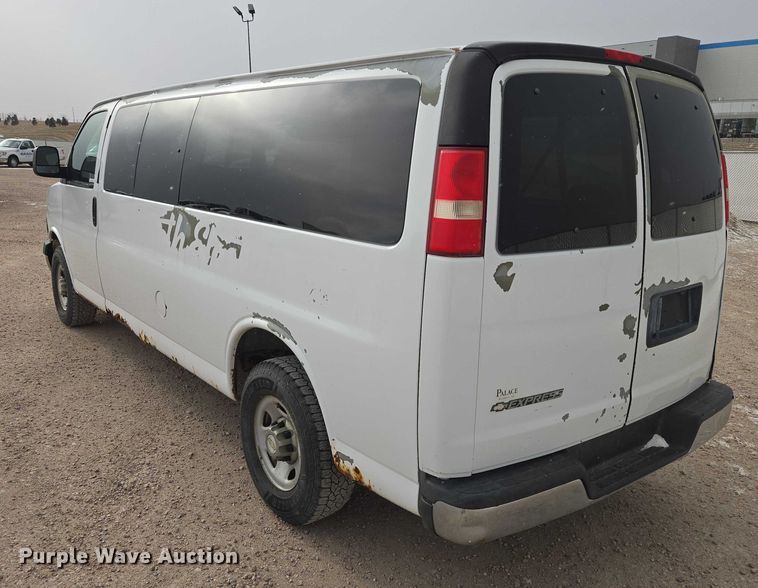 image for item ES2755 2008 Chevrolet Express van