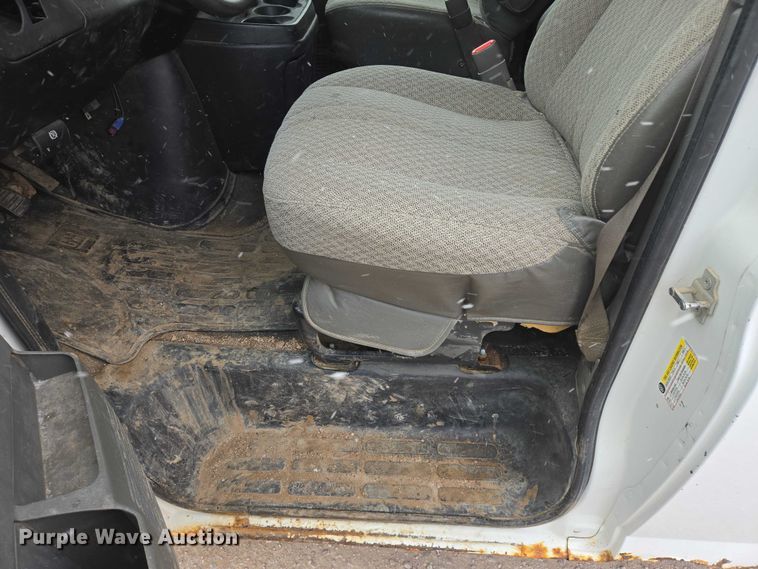 image for item ES2755 2008 Chevrolet Express van