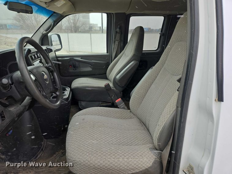 image for item ES2755 2008 Chevrolet Express van