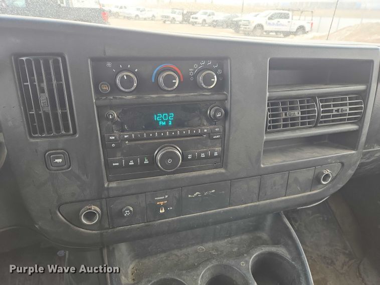 image for item ES2755 2008 Chevrolet Express van