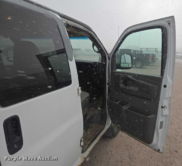 image for item ES2755 2008 Chevrolet Express van