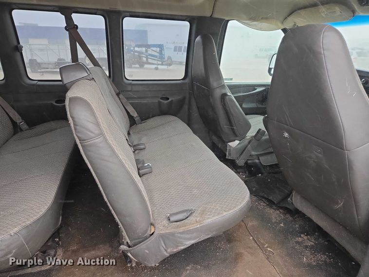 image for item ES2755 2008 Chevrolet Express van