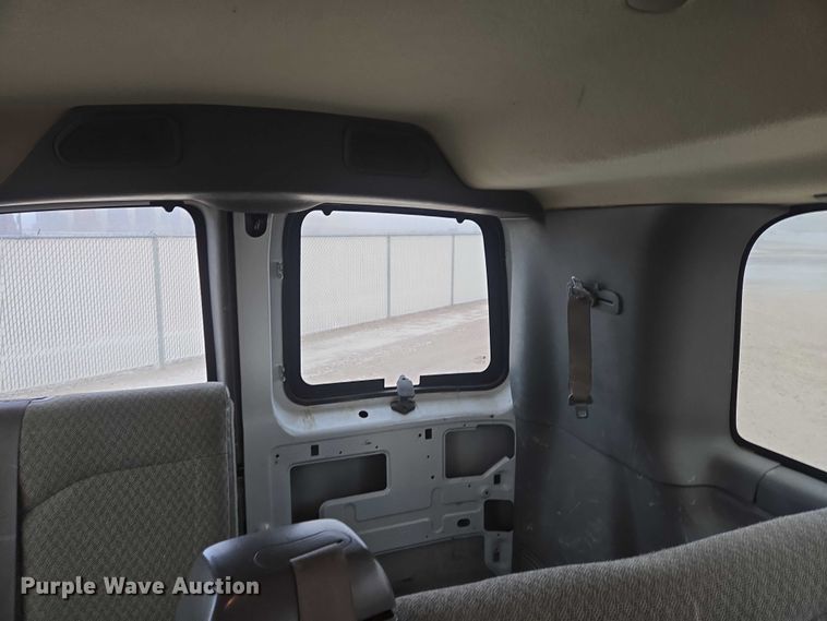 image for item ES2755 2008 Chevrolet Express van