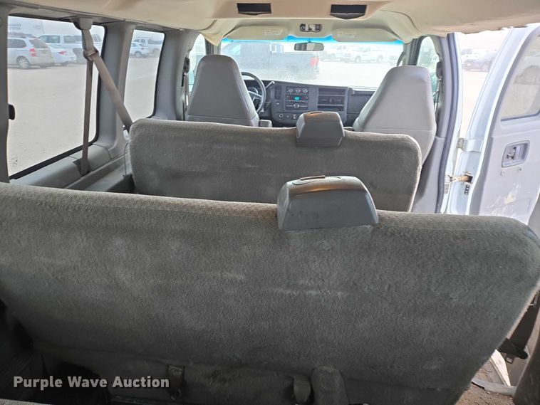 image for item ES2755 2008 Chevrolet Express van
