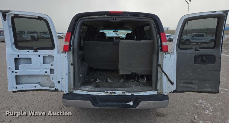 image for item ES2755 2008 Chevrolet Express van