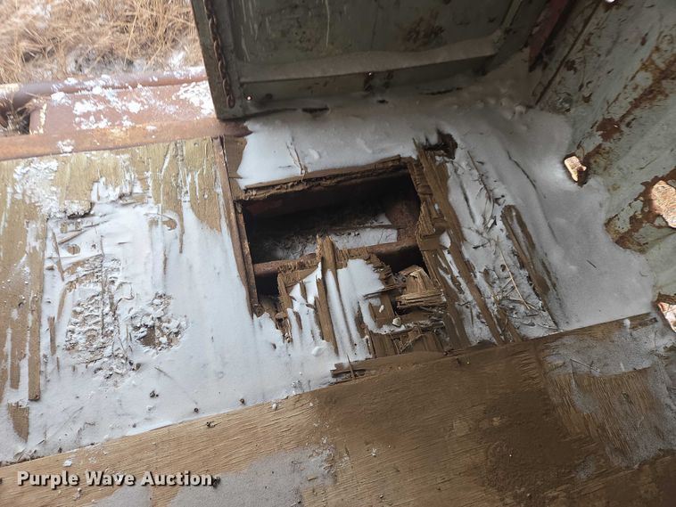 image for item ES2761 Shipping container