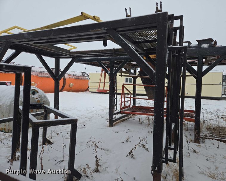 image for item ES2792 (2) shaker platforms