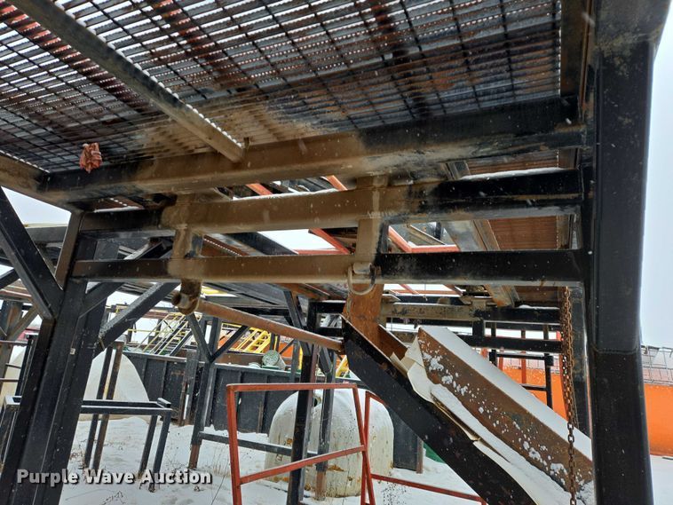 image for item ES2792 (2) shaker platforms