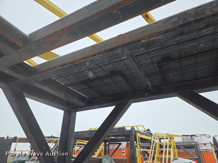 image for item ES2792 (2) shaker platforms