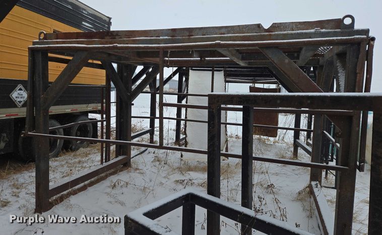 image for item ES2793 (3) shaker deck platforms