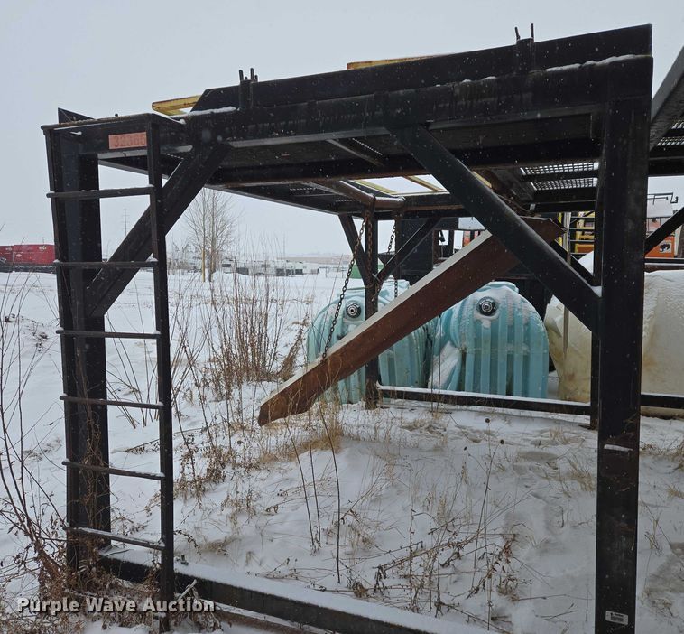 image for item ES2793 (3) shaker deck platforms