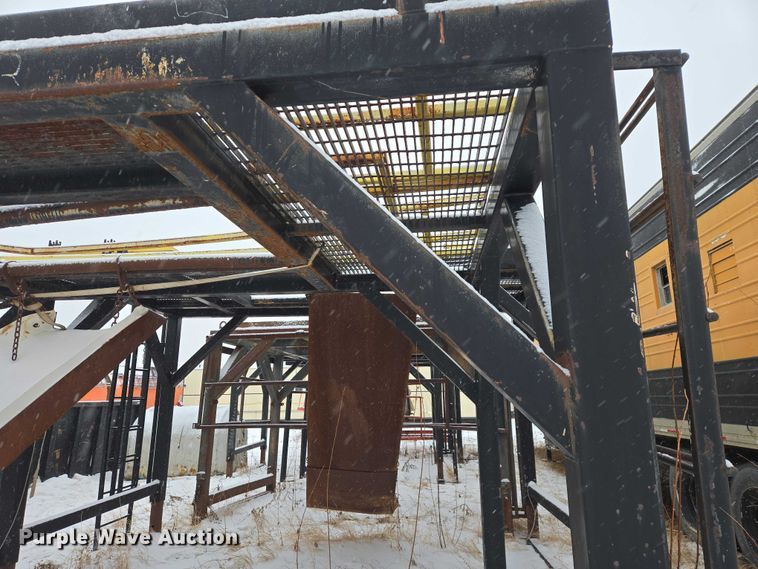 image for item ES2793 (3) shaker deck platforms