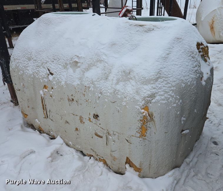 image for item ES2794 (3) tanks