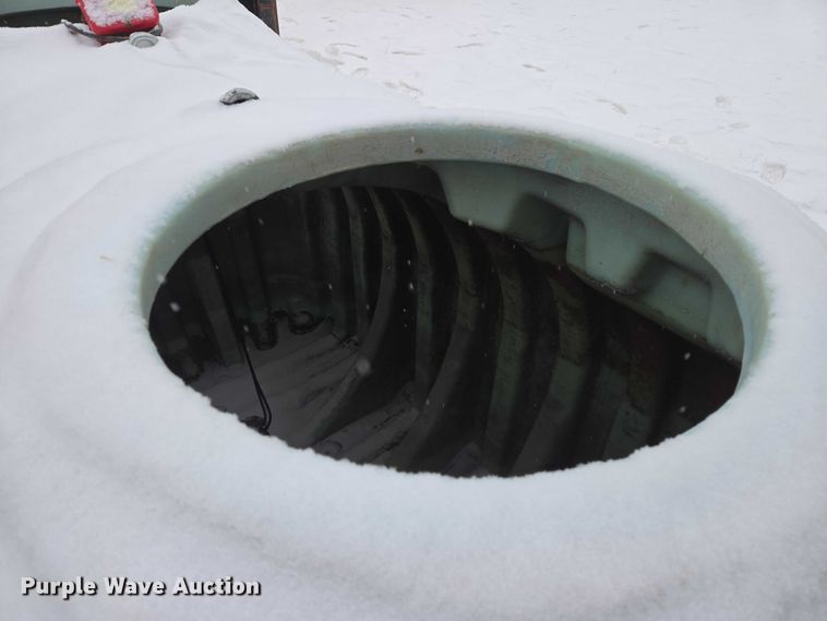 image for item ES2794 (3) tanks