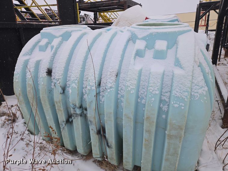 image for item ES2794 (3) tanks