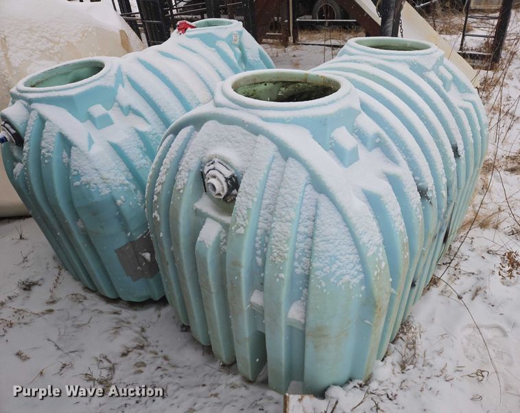 image for item ES2794 (3) tanks