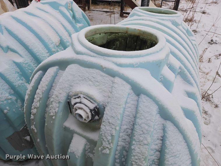 image for item ES2794 (3) tanks