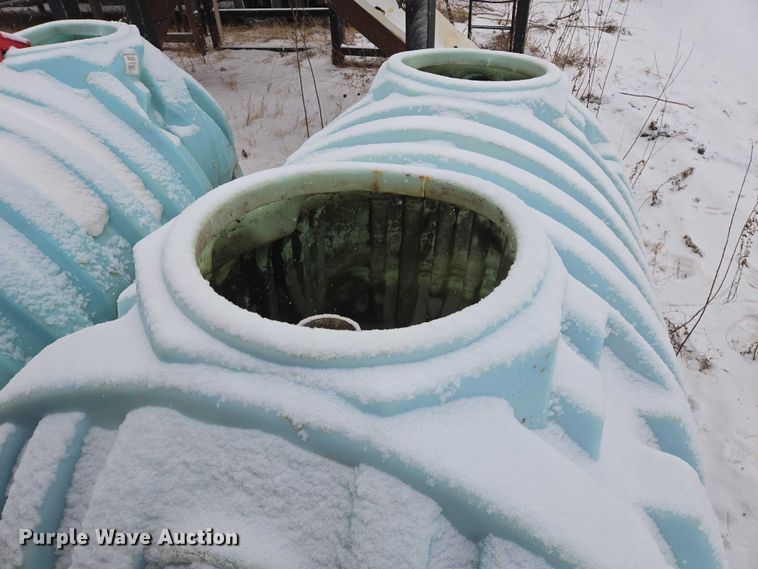 image for item ES2794 (3) tanks