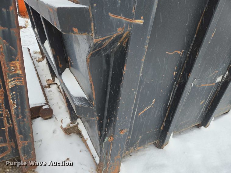 image for item ES2795 Roll-off container