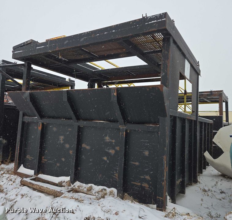 image for item ES2796 Roll off container